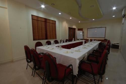 Пуна: Collection O 15420 Shivajii Nagar