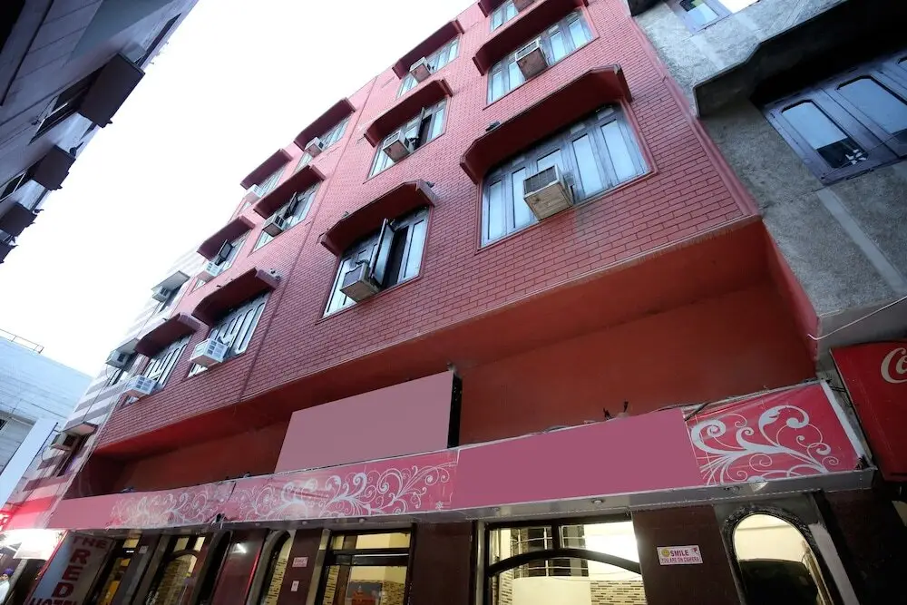 Collection O 12986 The Red Hotel — фото 1