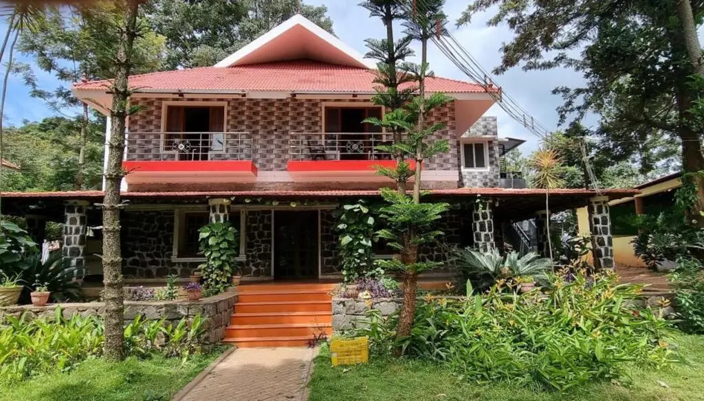 Шолаандан: Coastal Grand JMA Resorts Sirumalai