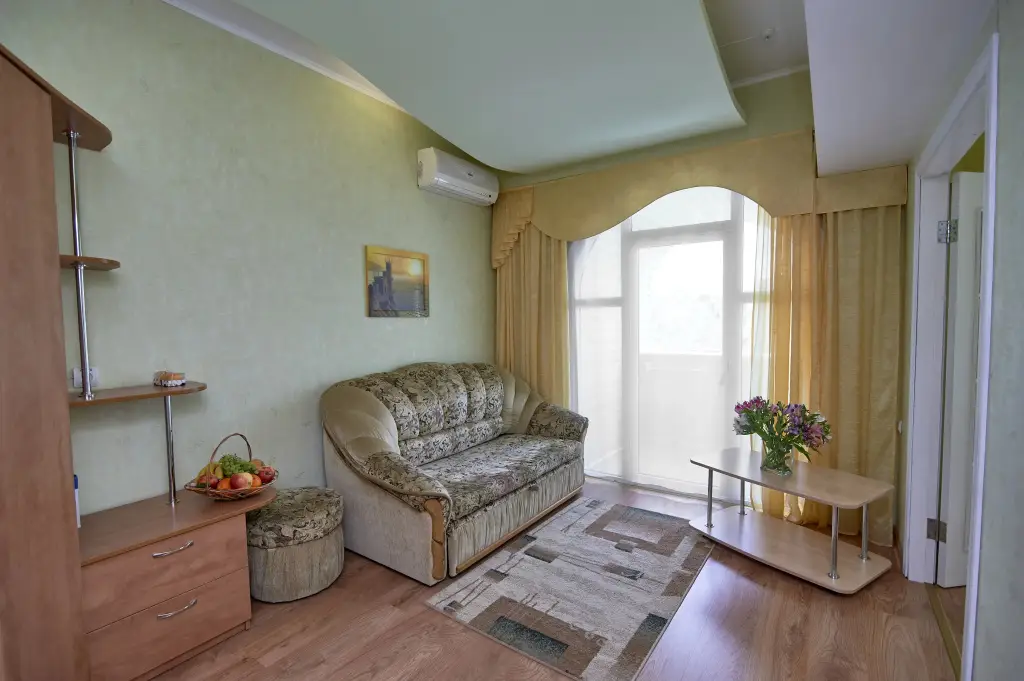 Алушта: Moskva Hotel