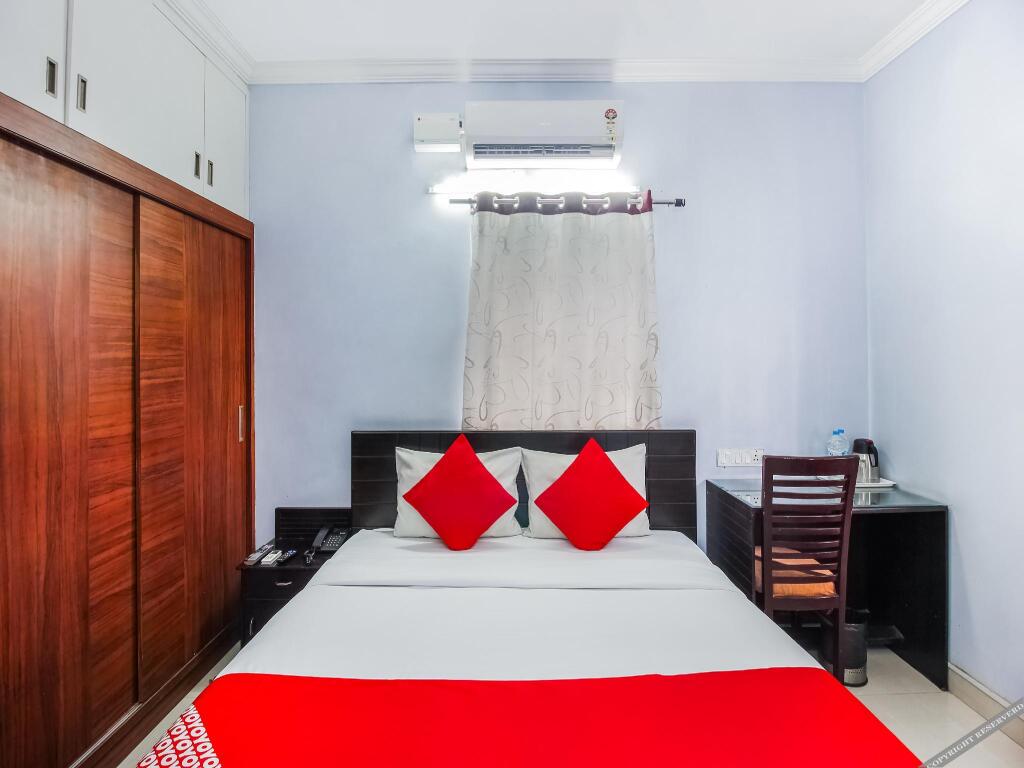 Хидерабад: OYO 14500 Hotel Hill View Guest House Gachibowli