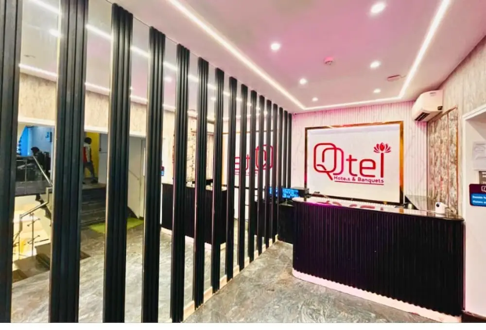 Газиабад: Hotel At Residency- Near Kaushambi Metro Station Ghaziabad Couple Friendly