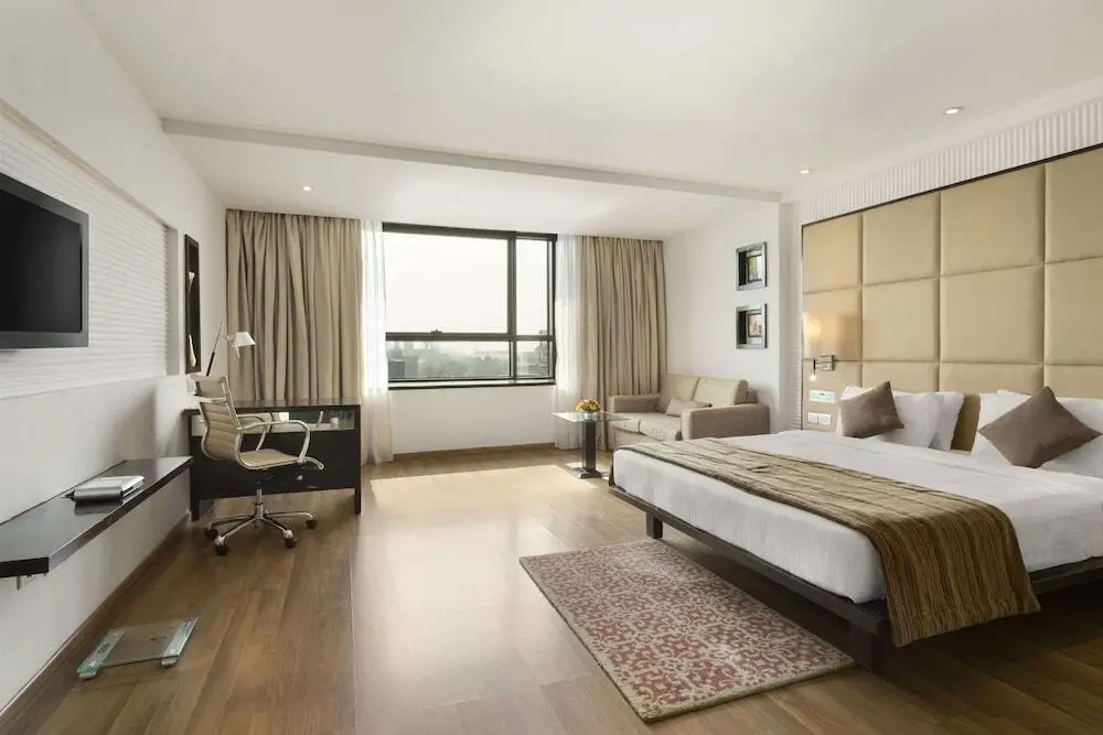 Нави-Мумбай: Ramada Navi Mumbai