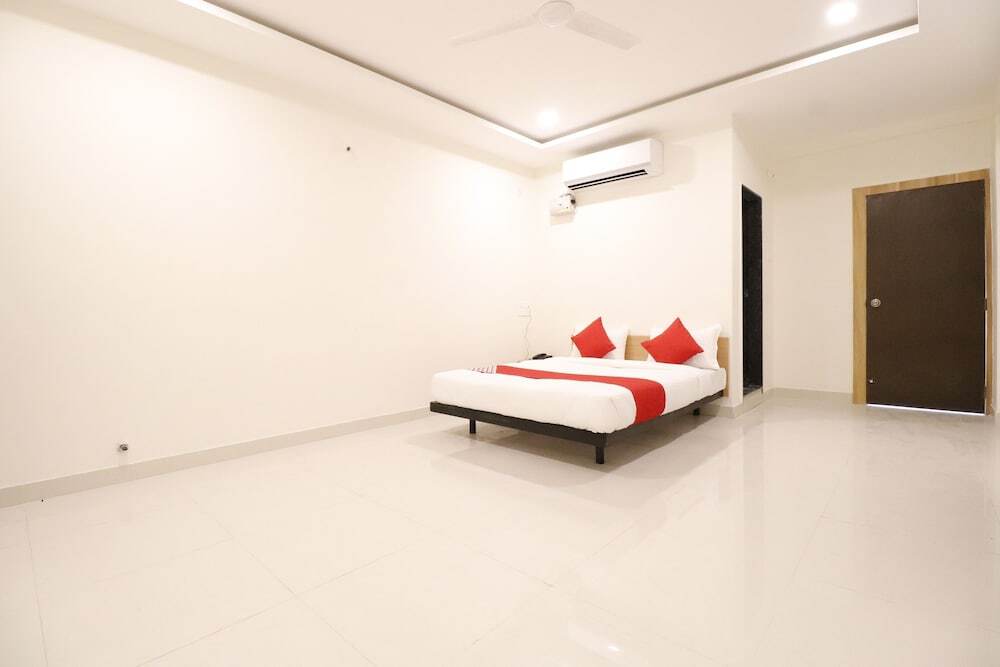 Пуна: Collection O Hotel 7 Treats Near Amanora Mall