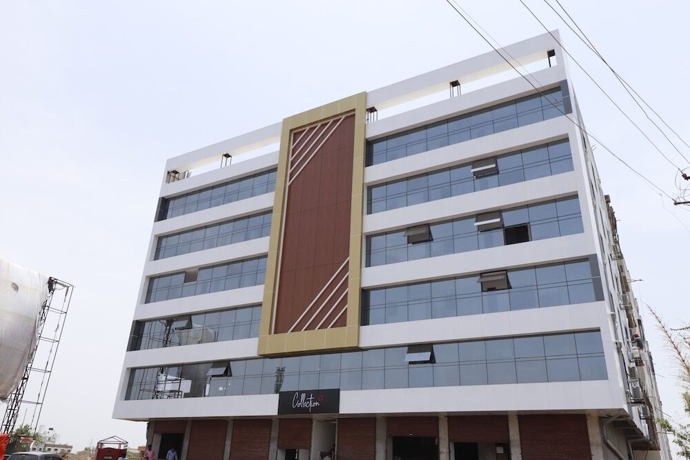 Collection O Hotel 7 Treats Near Amanora Mall — фото 1