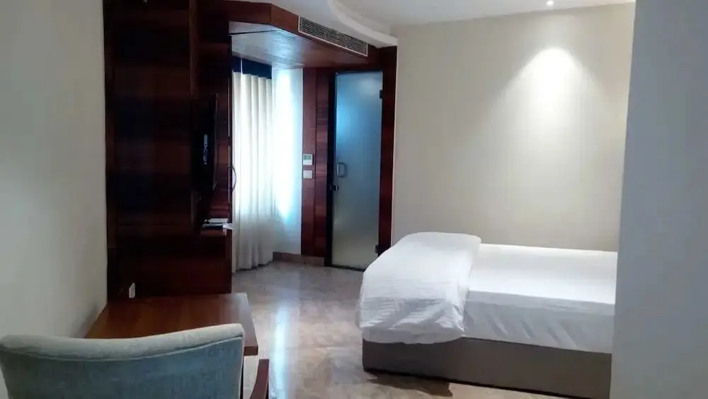 Колката: Comfort Inn Kings Crown