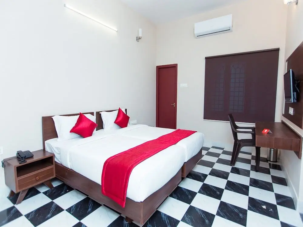 Особая экономическая зона Mahindra World City: Oyo 10789 Hotel Ranga Inn