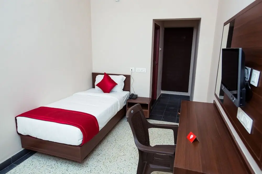 Особая экономическая зона Mahindra World City: Oyo 10789 Hotel Ranga Inn