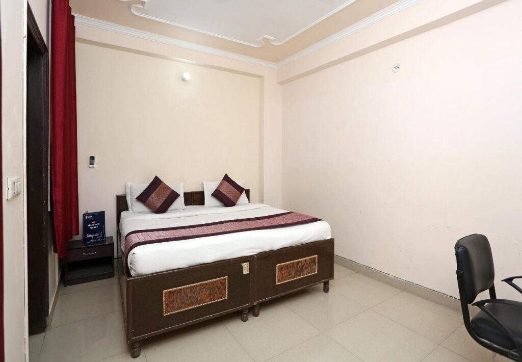 Нью-Дели: OYO 8404 Hotel Aerofly