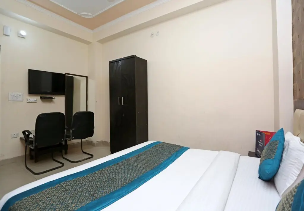 Нью-Дели: OYO 8404 Hotel Aerofly