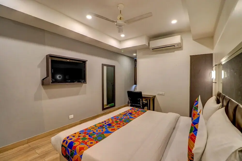 Нью-Дели: F9 Kirti Nagar by Fabhotel