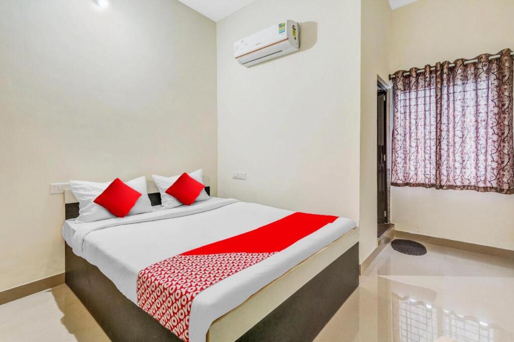 Бангалор: OYO Flagship 703044 Gn Nelli Rooms