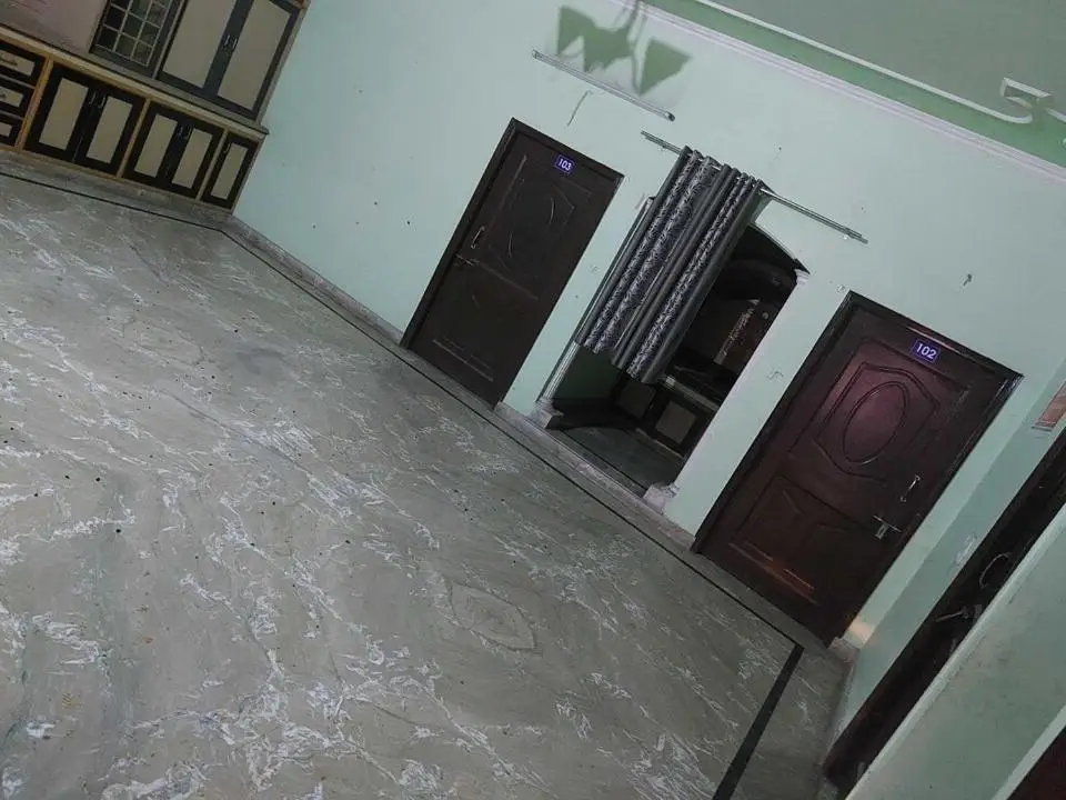 Фаридабад: OYO 88404 Golden Oyo Guest House
