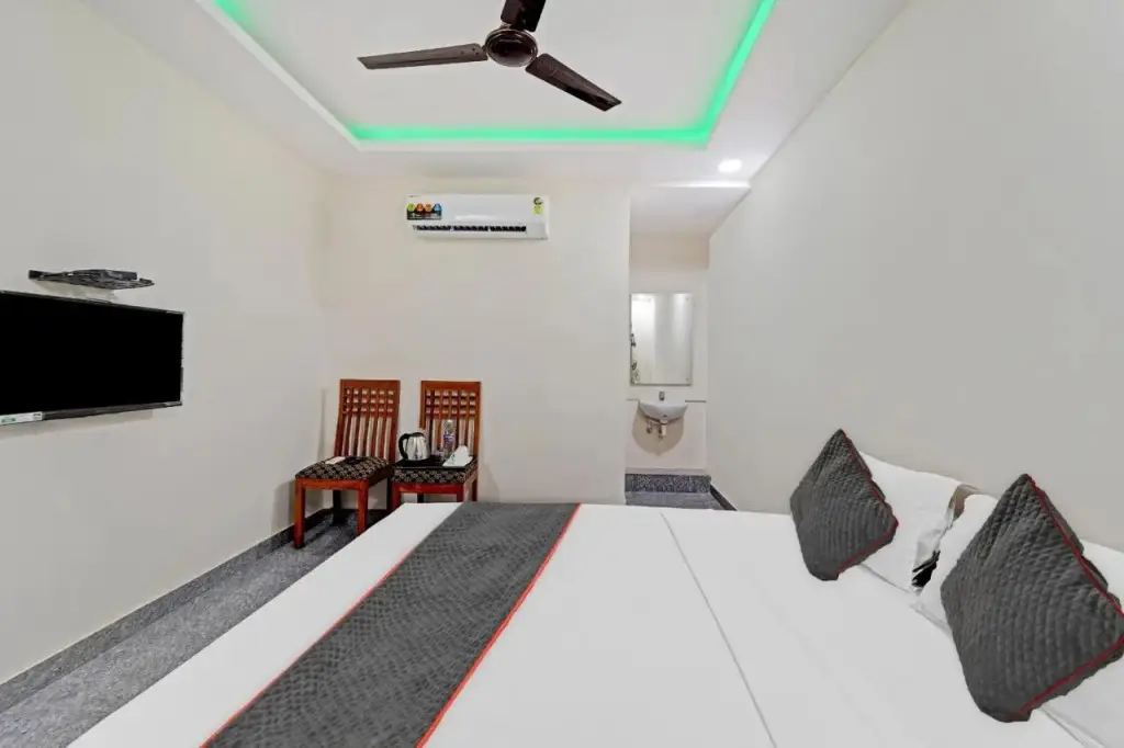 Ченнаи: Townhouse 1096 Hotel Redfox Nungambakkam