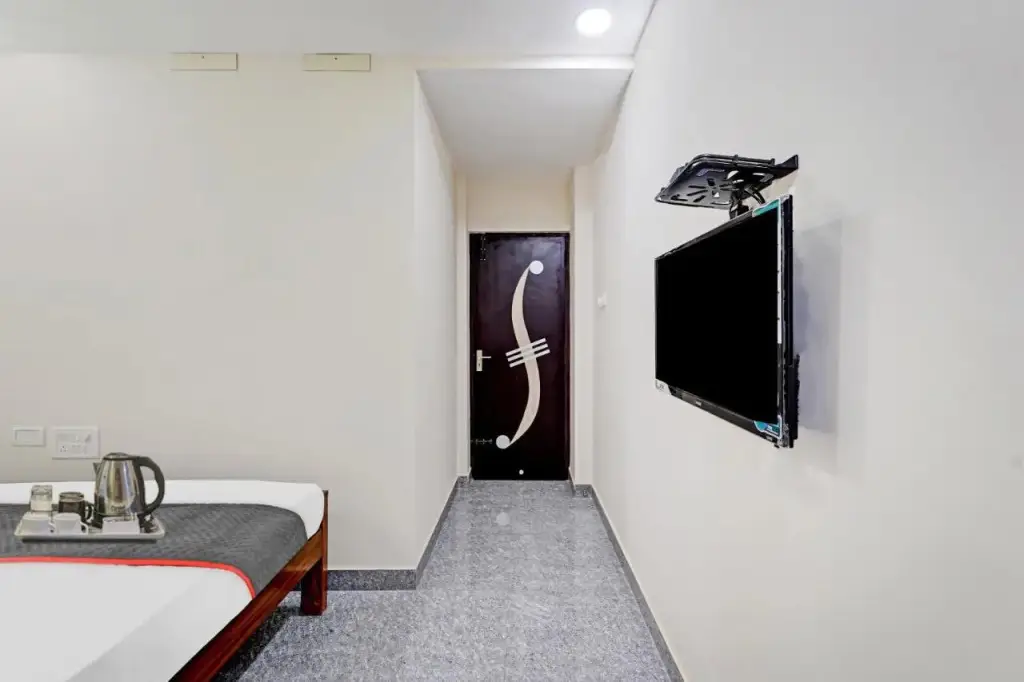 Ченнаи: Townhouse 1096 Hotel Redfox Nungambakkam