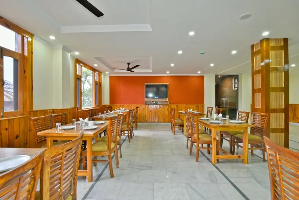 Дармсала: Hotel Pine View - Hotel In Dharamshala