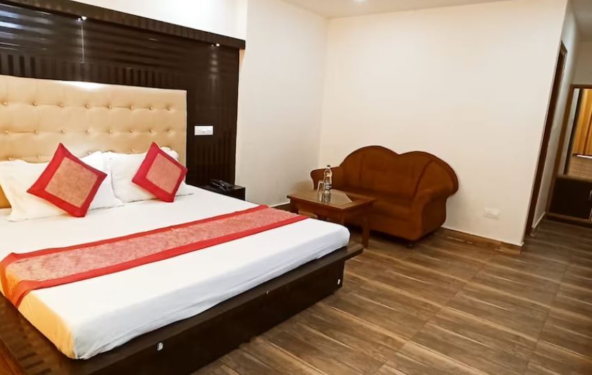XooStays Amayra Inn Bhagsunag — фото 1