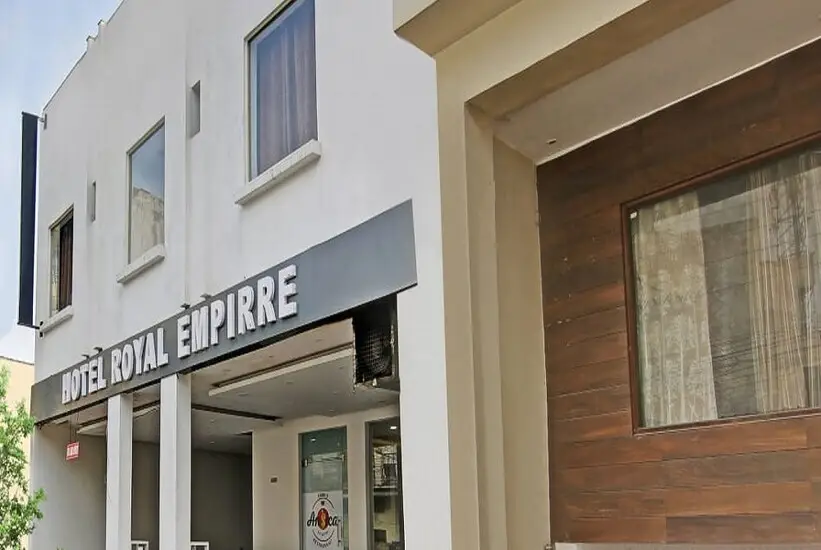 Чандигарх: Hotel Royal Empirre