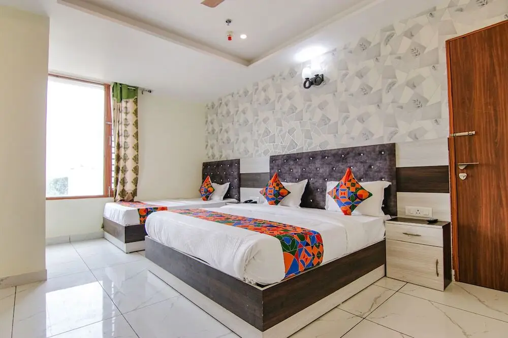 Чандигарх: Fabhotel Meridian Inn