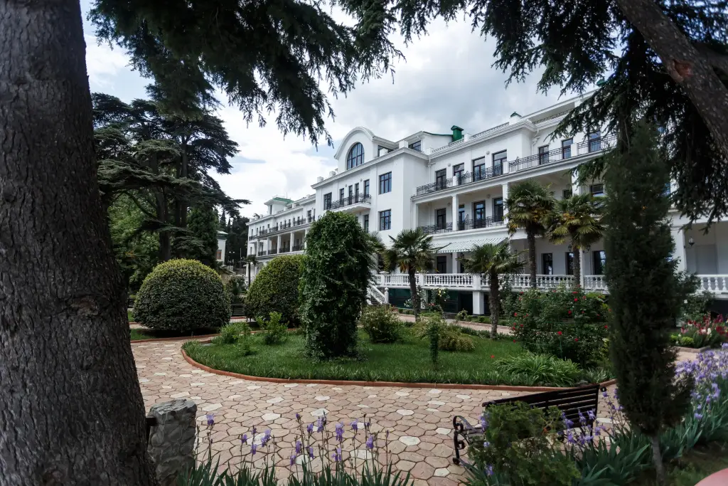Отель Riviera Sunrise Resort & SPA Алушта — фото 1