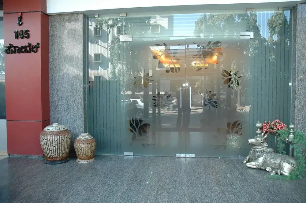 Бангалор: i145 Hotel