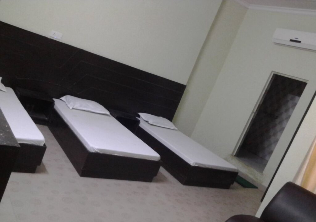 Лакхнау: Uma Guest House