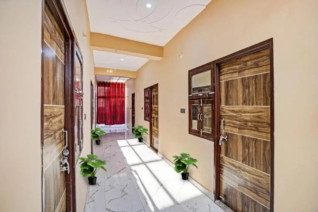 Газиабад: OYO Flagship 703959 Hotel Sunrise