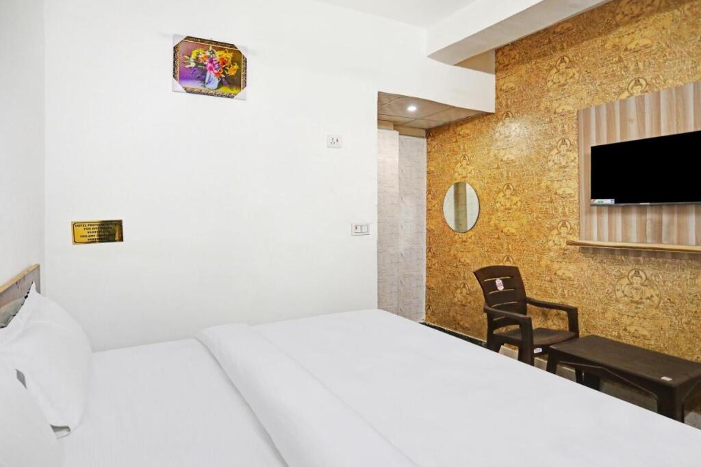 Газиабад: Collection O 804997 Parth Residency