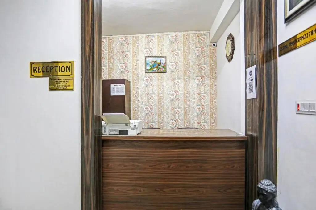 Газиабад: Collection O 804997 Parth Residency