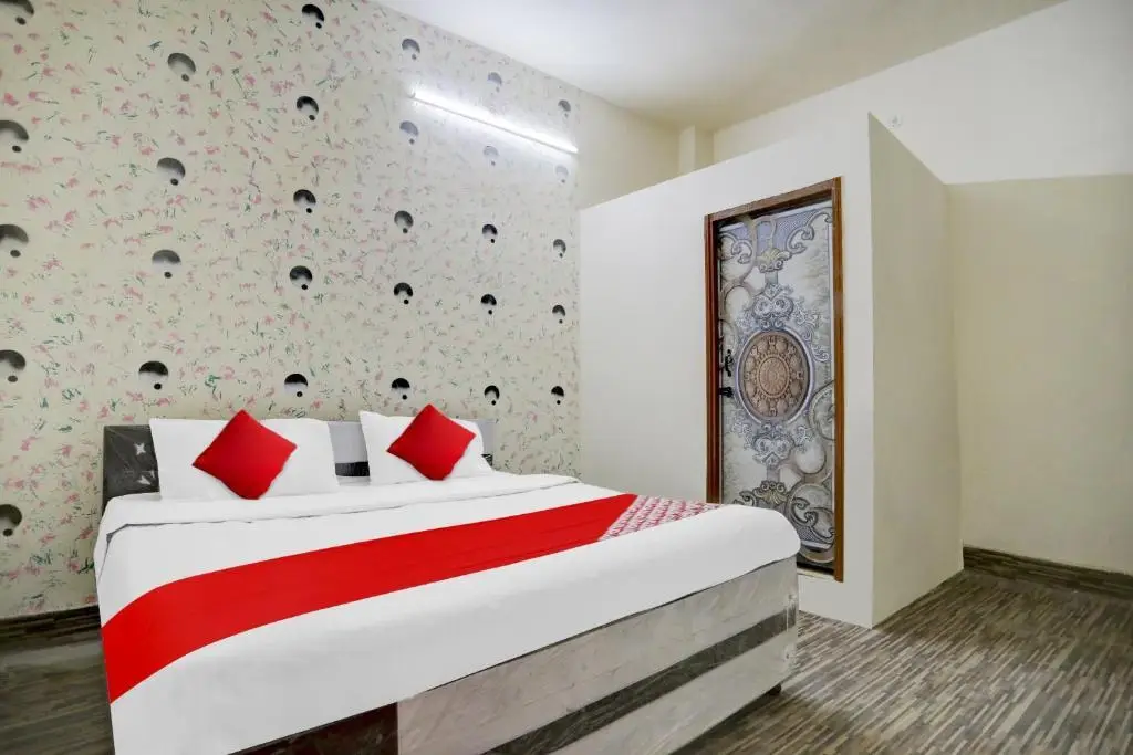 Газиабад: Flagship Rest In Hotel