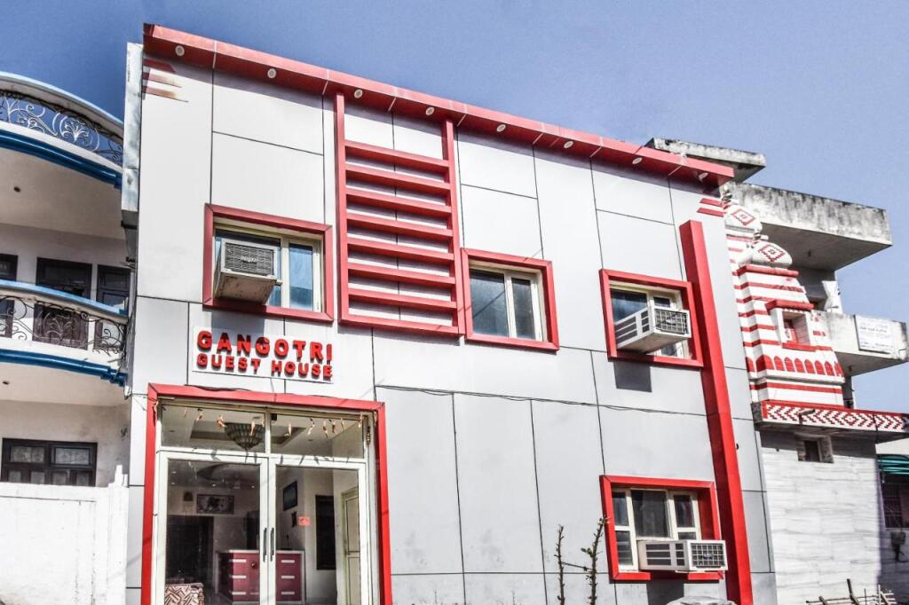 Oyo Flagship 71698 Gangotri Guest House — фото 1