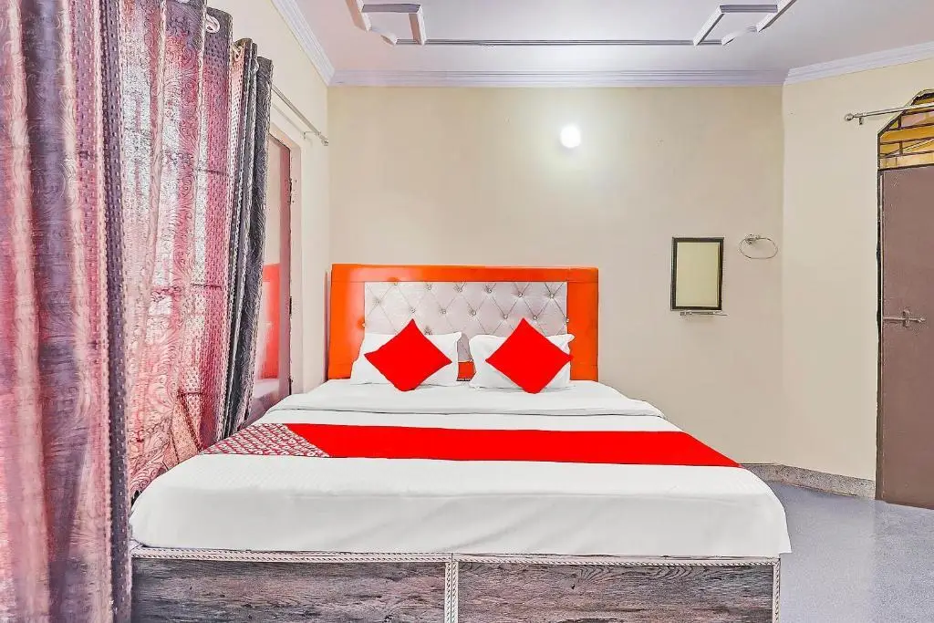 Газиабад: OYO Flagship 83388 Sunder Hotel