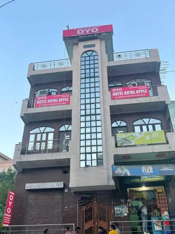 OYO Hotel Royal Apple — фото 1