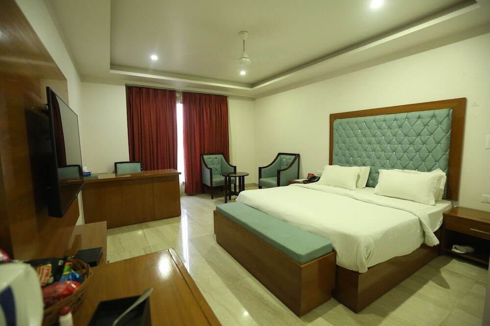 Газиабад: Royal Park Hotels & Resorts