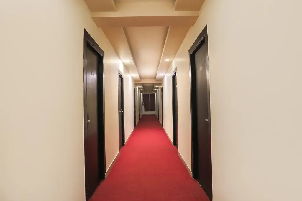 Газиабад: FabHotel The Diamond