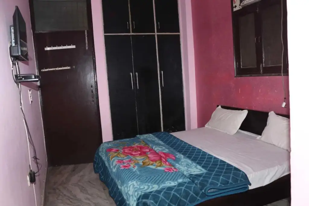 Газиабад: POP 701472 Rp Residency