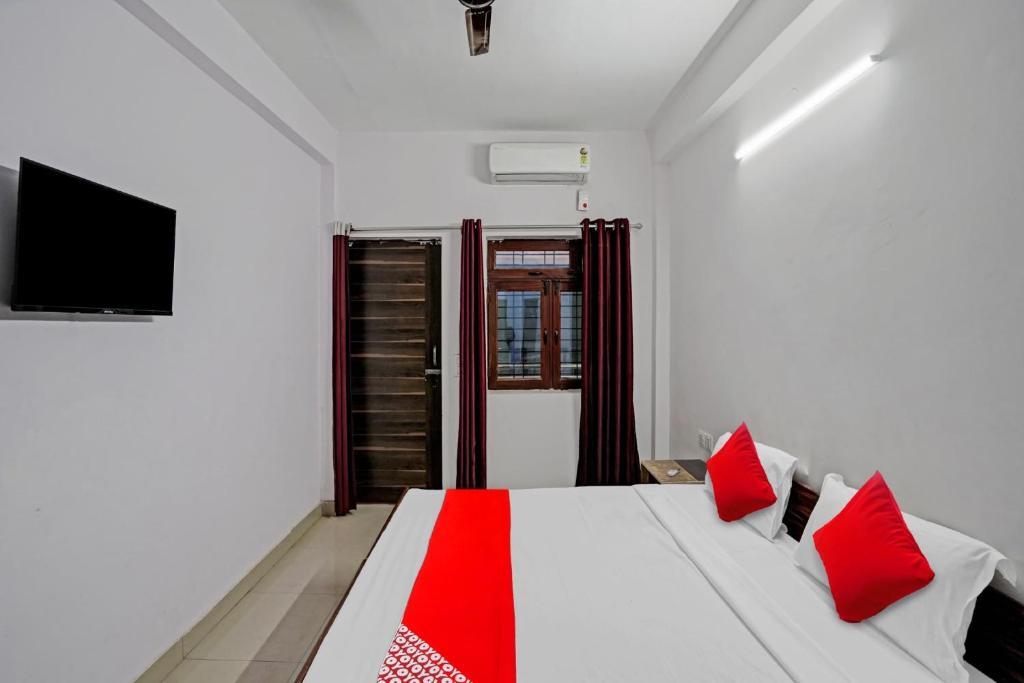 Большая Нойда: OYO Flagship 80598 Hotel Grand Shiva
