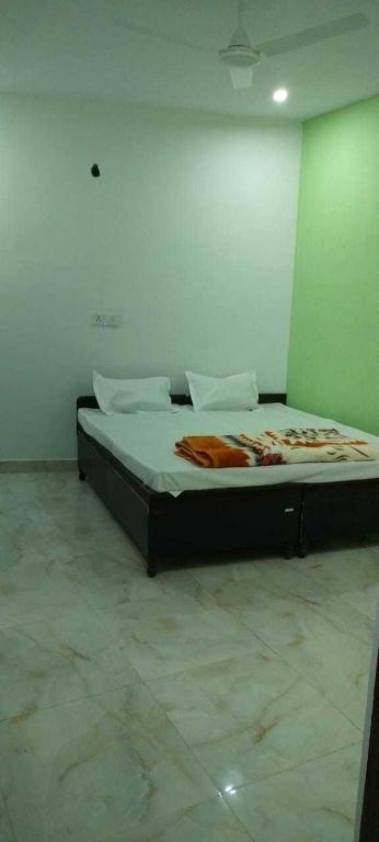 Большая Нойда: Oyo Home Akhil