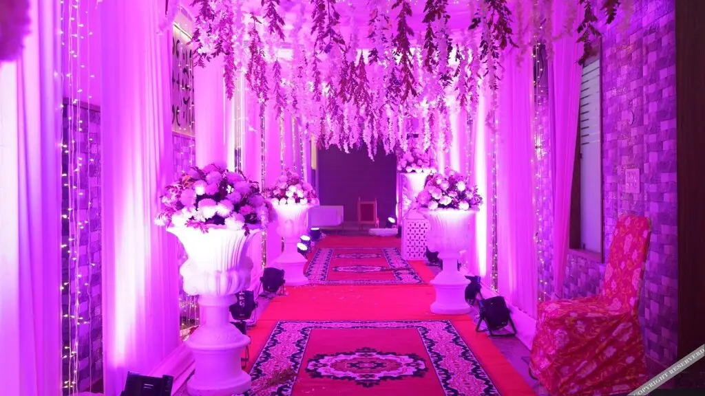Большая Нойда: Dwelling residency