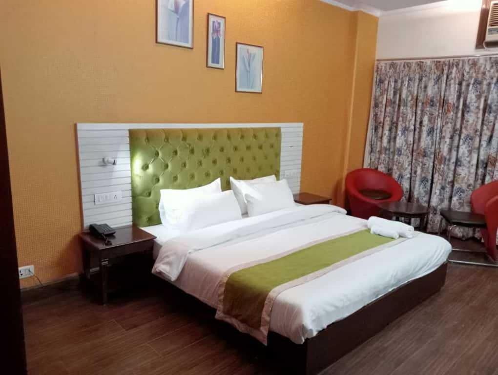 Гуруграм: Capital O Vansh Oyo Hotel 2