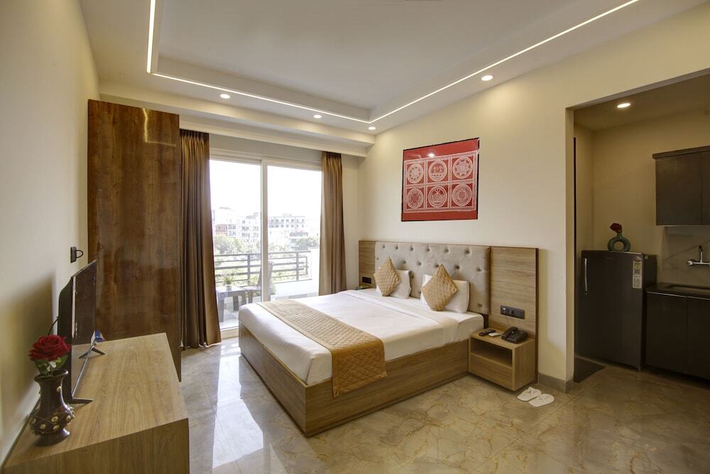 Гуруграм: 360 Degree Hotel
