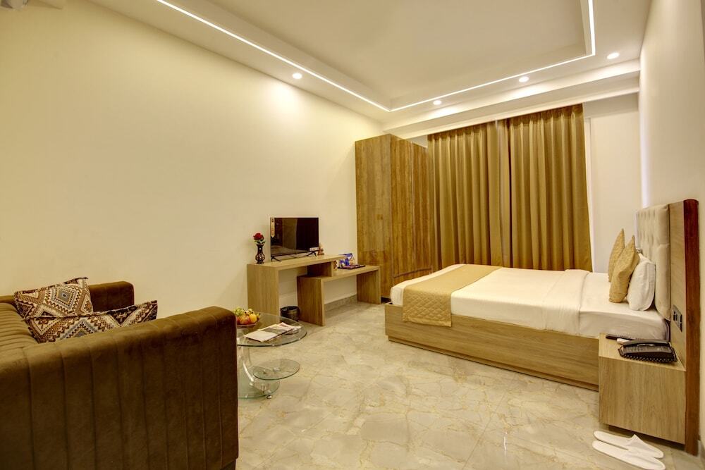 Гуруграм: 360 Degree Hotel