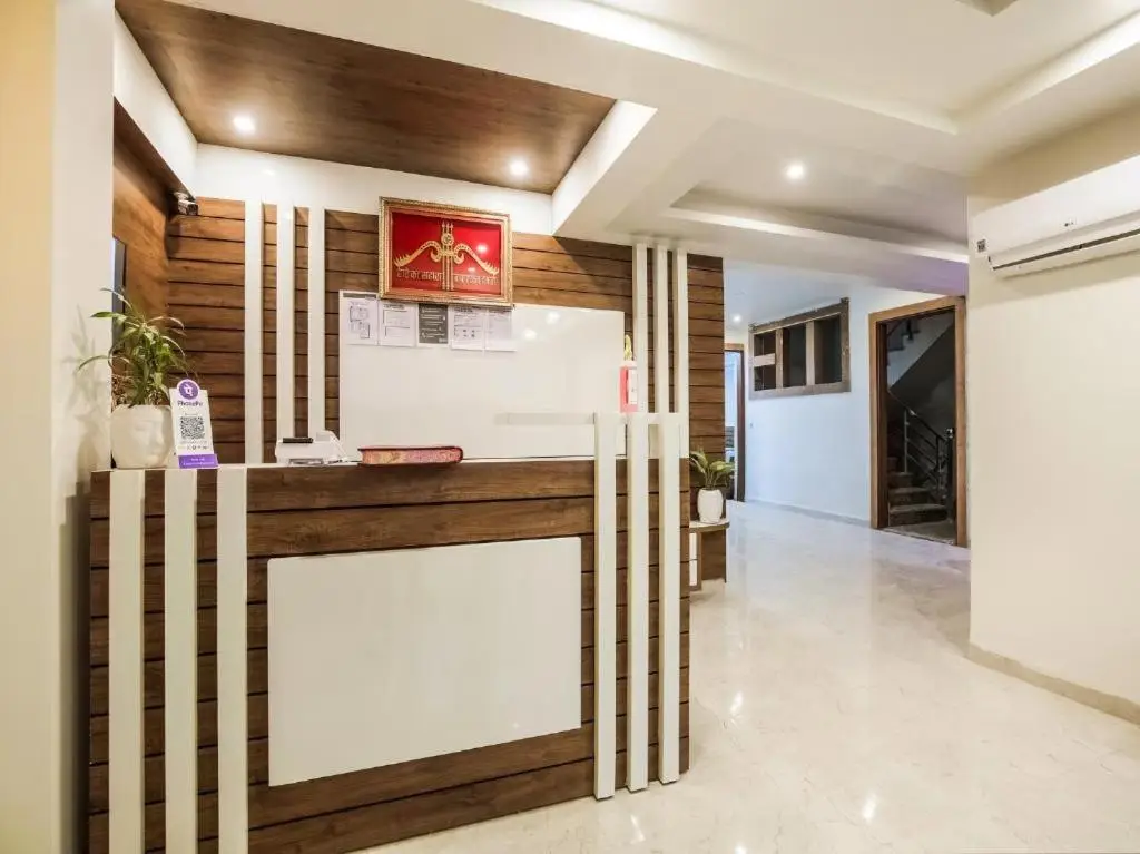 Гуруграм: Maharaja Palace Near Medanta Gurgaon