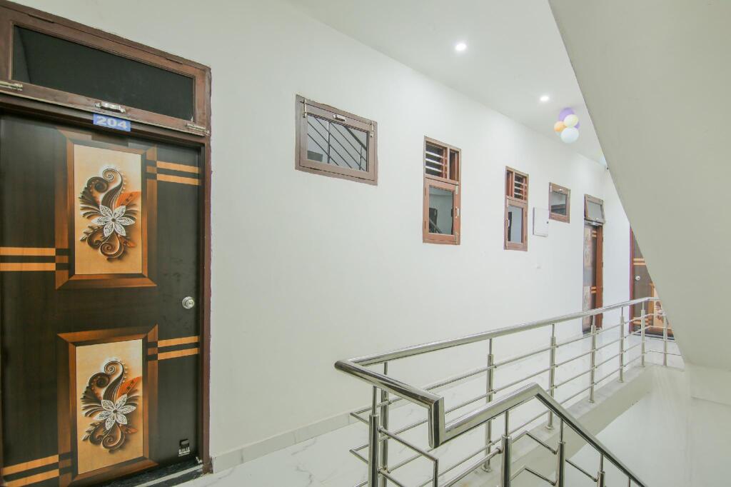 Гуруграм: OYO Flagship 83393 Ashoka Inn