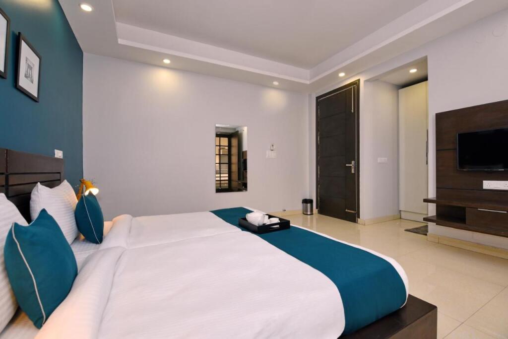 Гуруграм: Hotel Wedlocks 38 Avenue