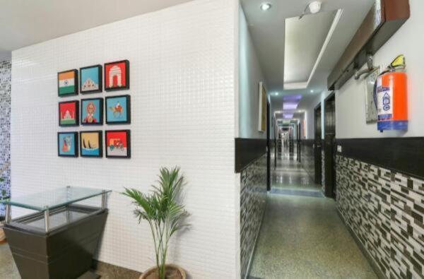 Гуруграм: OYO Flagship Classic Hotel Sector 14 Near Leisure Valley Park