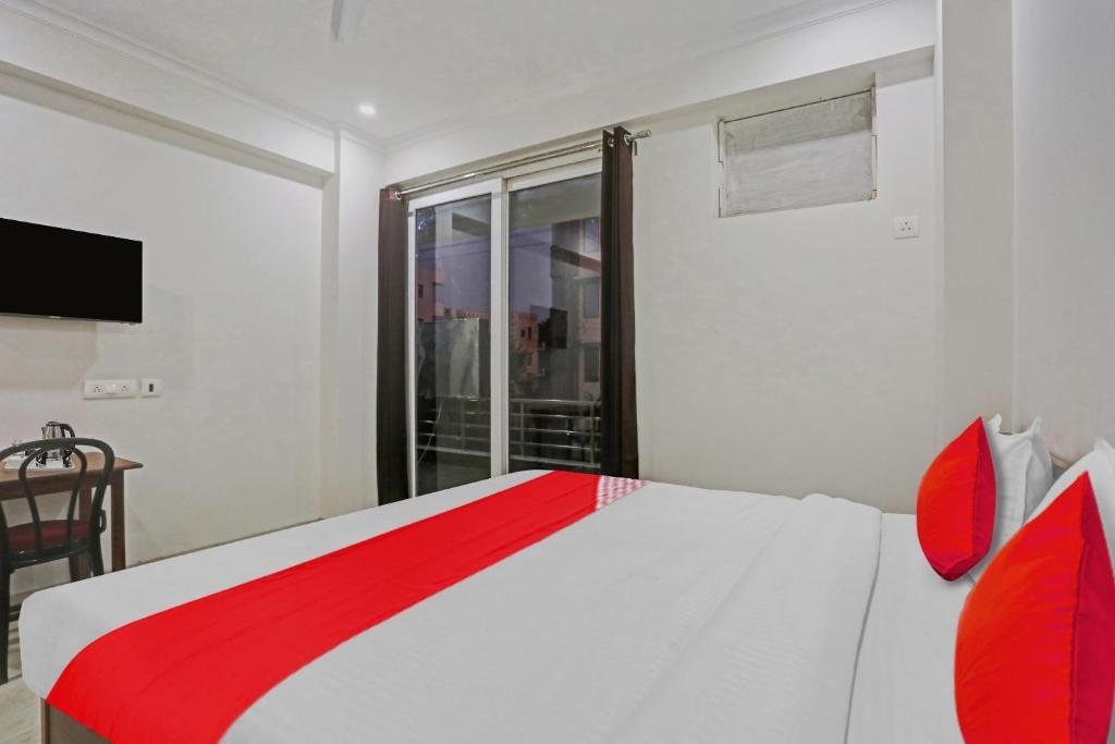 Гуруграм: Flagship Unicorn Rooms Near Omaxe Celebration Mall
