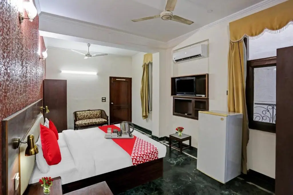Гуруграм: OYO Hotel Primero Near Aravali Biodiversity Park