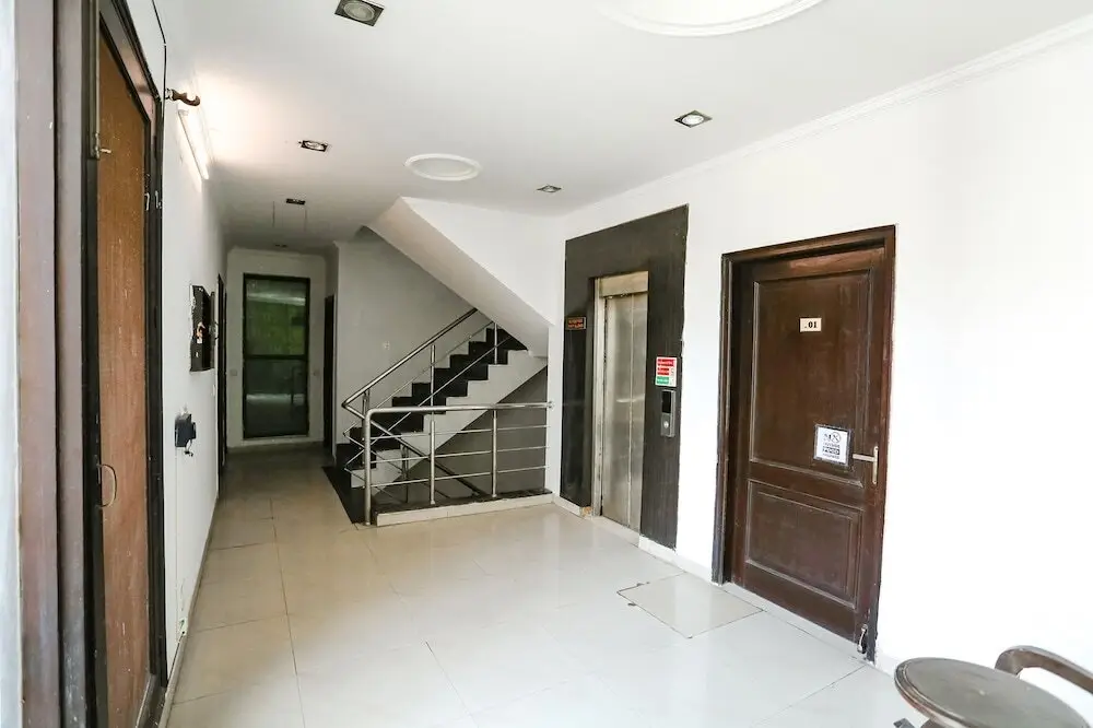 Гуруграм: FabHotel Velvet Suites