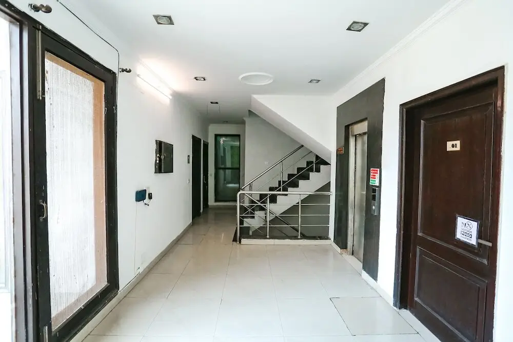 Гуруграм: FabHotel Velvet Suites